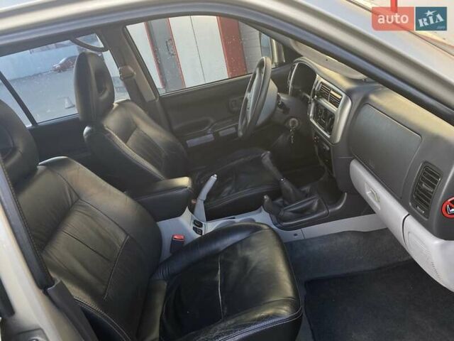 Бежевый Мицубиси Паджеро Спорт, объемом двигателя 2.48 л и пробегом 239 тыс. км за 10500 $, фото 11 на Automoto.ua