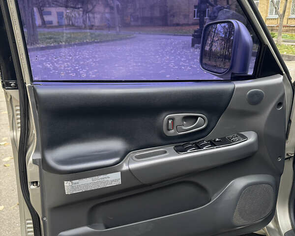 Бежевый Мицубиси Паджеро Спорт, объемом двигателя 3 л и пробегом 220 тыс. км за 8800 $, фото 11 на Automoto.ua