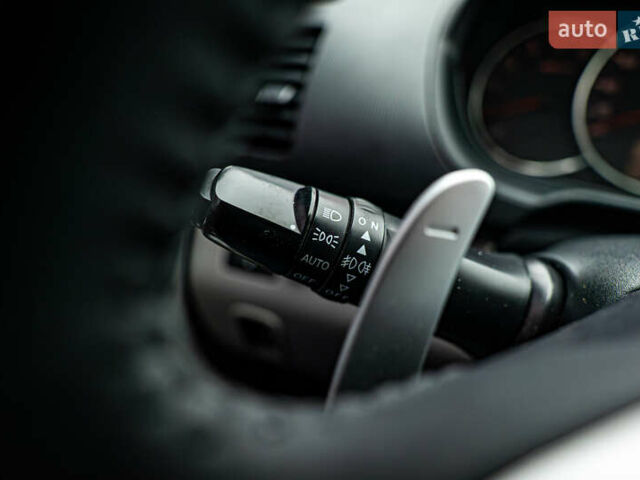 Бежевий Міцубісі Паджеро Спорт, об'ємом двигуна 2.5 л та пробігом 170 тис. км за 17331 $, фото 12 на Automoto.ua