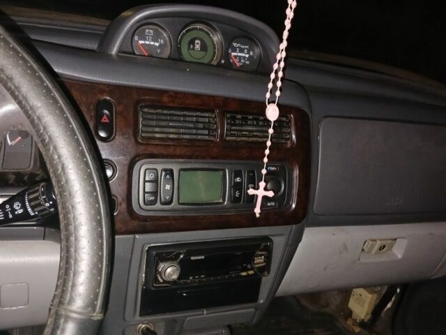 Чорний Міцубісі Паджеро Спорт, об'ємом двигуна 3 л та пробігом 300 тис. км за 3000 $, фото 5 на Automoto.ua