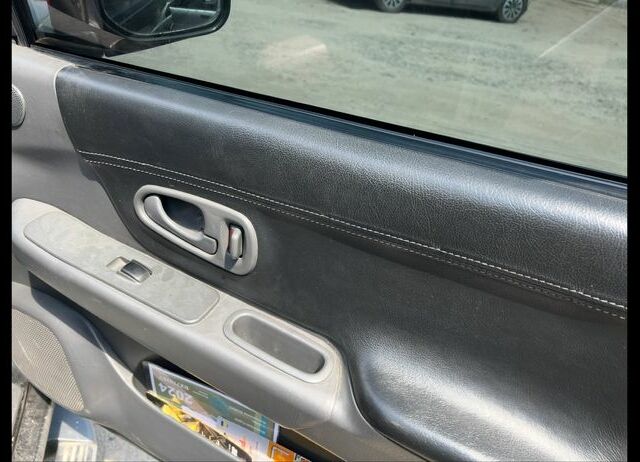 Черный Мицубиси Паджеро Спорт, объемом двигателя 3 л и пробегом 400 тыс. км за 6500 $, фото 20 на Automoto.ua