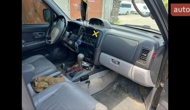 Черный Мицубиси Паджеро Спорт, объемом двигателя 3 л и пробегом 400 тыс. км за 6500 $, фото 14 на Automoto.ua