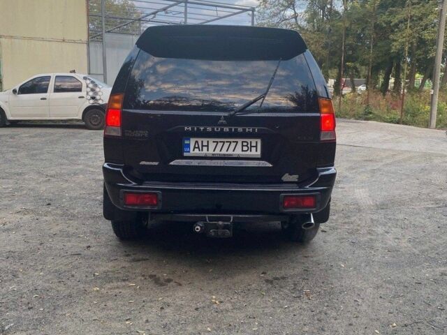 Чорний Міцубісі Паджеро Спорт, об'ємом двигуна 3 л та пробігом 280 тис. км за 4500 $, фото 5 на Automoto.ua