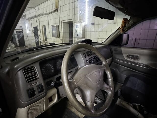 Черный Мицубиси Паджеро Спорт, объемом двигателя 3 л и пробегом 420 тыс. км за 4500 $, фото 7 на Automoto.ua