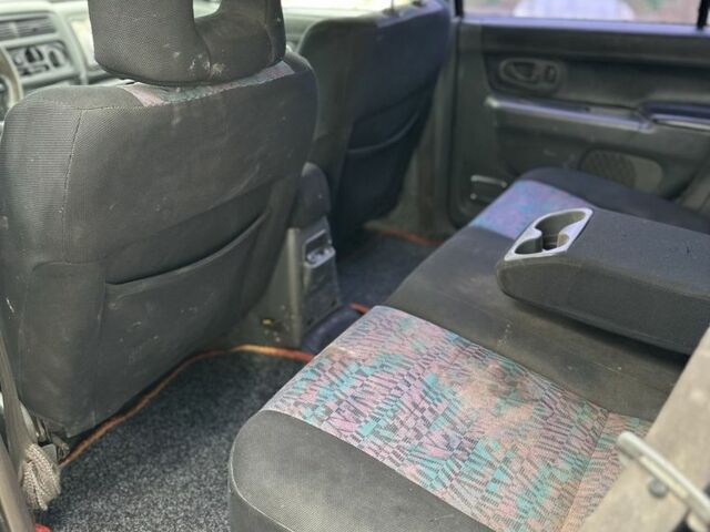 Мицубиси Паджеро Спорт 2002 в Славянске на Automoto.ua Черный Мицубиси Паджеро Спорт, объемом двигателя 2.5 л и пробегом 333 тыс. км за 3450 $, фото 13 на Automoto.ua