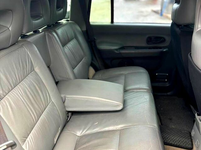 Чорний Міцубісі Паджеро Спорт, об'ємом двигуна 3 л та пробігом 270 тис. км за 6200 $, фото 7 на Automoto.ua