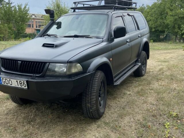 Мицубиси Паджеро Спорт 2002 в Тальном на Automoto.ua Черный Мицубиси Паджеро Спорт, объемом двигателя 2.5 л и пробегом 200 тыс. км за 3600 $, фото 2 на Automoto.ua