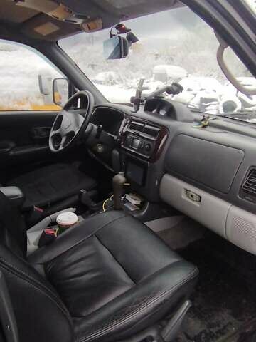 Черный Мицубиси Паджеро Спорт, объемом двигателя 3 л и пробегом 370 тыс. км за 10500 $, фото 2 на Automoto.ua