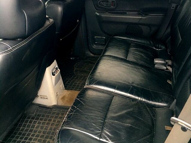 Чорний Міцубісі Паджеро Спорт, об'ємом двигуна 3 л та пробігом 383 тис. км за 7000 $, фото 8 на Automoto.ua