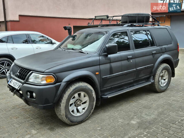 Черный Мицубиси Паджеро Спорт, объемом двигателя 2.97 л и пробегом 375 тыс. км за 6450 $, фото 1 на Automoto.ua