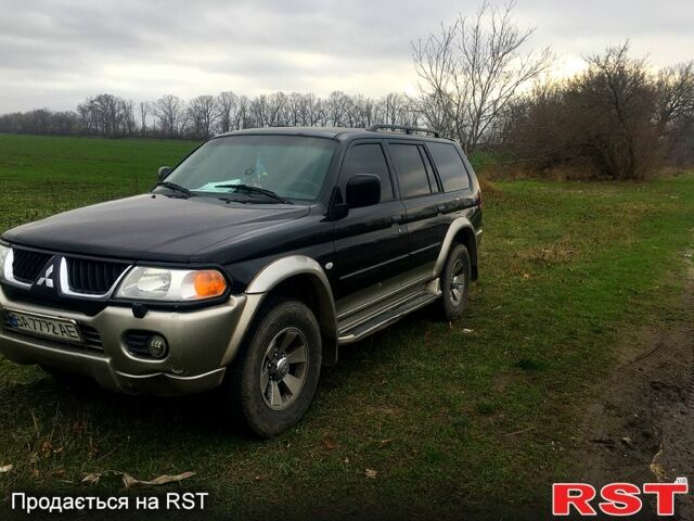 Чорний Міцубісі Паджеро Спорт, об'ємом двигуна 3 л та пробігом 383 тис. км за 7000 $, фото 2 на Automoto.ua