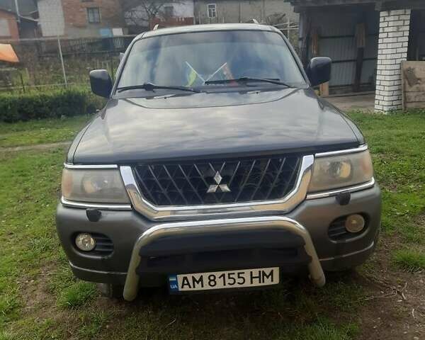 Чорний Міцубісі Паджеро Спорт, об'ємом двигуна 3 л та пробігом 230 тис. км за 8000 $, фото 7 на Automoto.ua