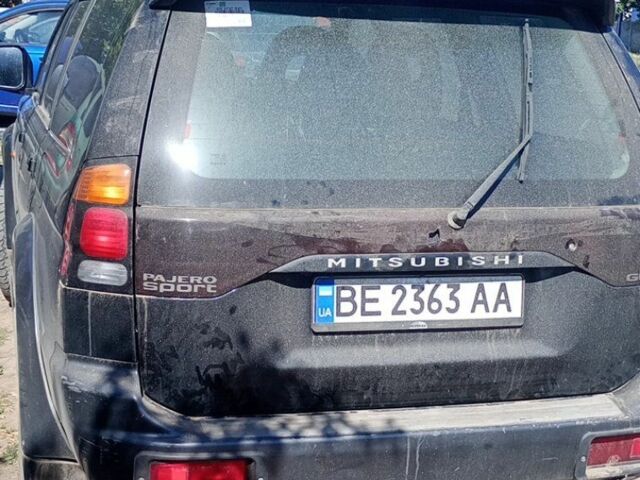 Черный Мицубиси Паджеро Спорт, объемом двигателя 0 л и пробегом 190 тыс. км за 8000 $, фото 2 на Automoto.ua