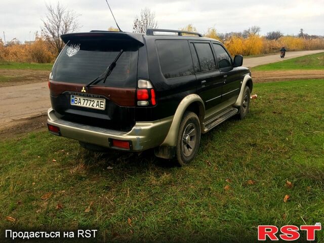 Чорний Міцубісі Паджеро Спорт, об'ємом двигуна 3 л та пробігом 383 тис. км за 7000 $, фото 4 на Automoto.ua