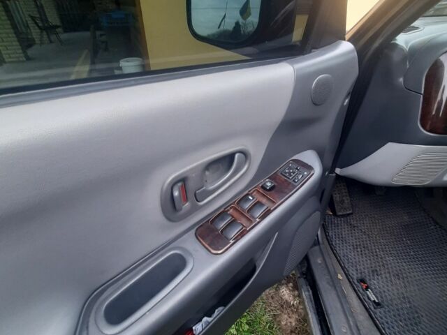 Черный Мицубиси Паджеро Спорт, объемом двигателя 3 л и пробегом 230 тыс. км за 8000 $, фото 7 на Automoto.ua