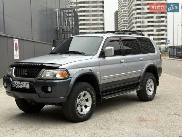 Черный Мицубиси Паджеро Спорт, объемом двигателя 2.97 л и пробегом 285 тыс. км за 7350 $, фото 25 на Automoto.ua