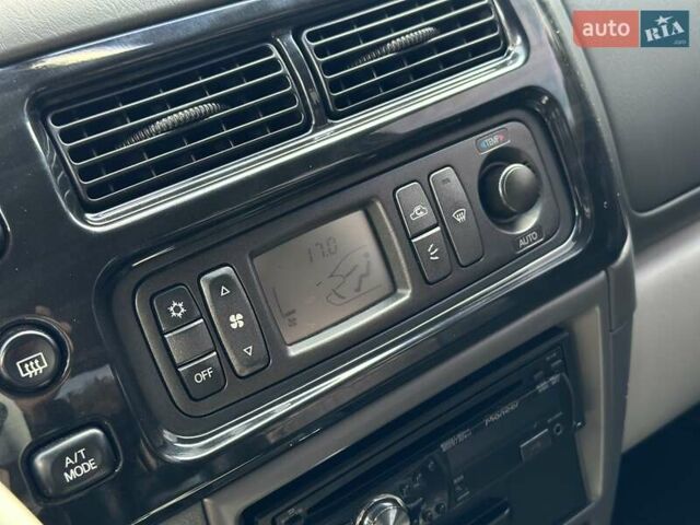 Черный Мицубиси Паджеро Спорт, объемом двигателя 3 л и пробегом 250 тыс. км за 8300 $, фото 35 на Automoto.ua