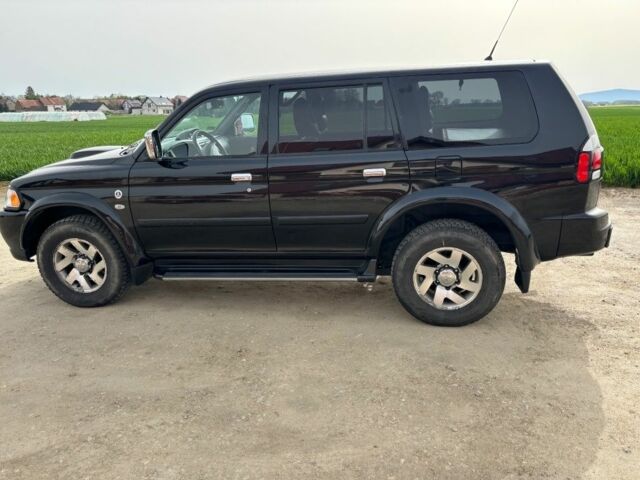 Мицубиси Паджеро Спорт 2005 в Запорожье на Automoto.ua Черный Мицубиси Паджеро Спорт, объемом двигателя 2.5 л и пробегом 301 тыс. км за 2950 $, фото 4 на Automoto.ua