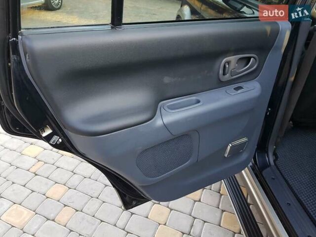 Черный Мицубиси Паджеро Спорт, объемом двигателя 3 л и пробегом 176 тыс. км за 8950 $, фото 42 на Automoto.ua