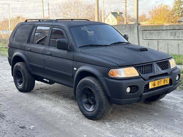 Чорний Міцубісі Паджеро Спорт, об'ємом двигуна 0 л та пробігом 300 тис. км за 3700 $, фото 3 на Automoto.ua