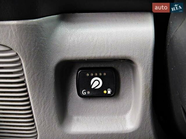 Чорний Міцубісі Паджеро Спорт, об'ємом двигуна 2.97 л та пробігом 181 тис. км за 8500 $, фото 10 на Automoto.ua