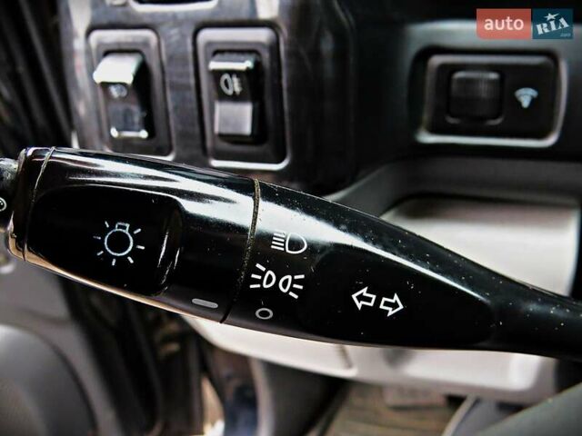 Чорний Міцубісі Паджеро Спорт, об'ємом двигуна 2.97 л та пробігом 181 тис. км за 8500 $, фото 8 на Automoto.ua