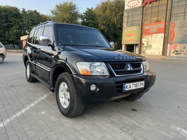 Чорний Міцубісі Паджеро Спорт, об'ємом двигуна 3 л та пробігом 225 тис. км за 7800 $, фото 14 на Automoto.ua