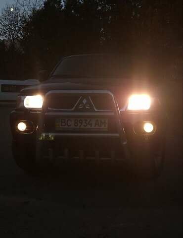 Чорний Міцубісі Паджеро Спорт, об'ємом двигуна 2.97 л та пробігом 215 тис. км за 7500 $, фото 12 на Automoto.ua