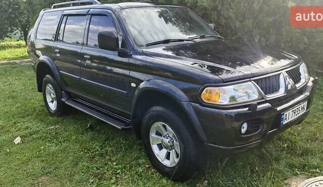 Чорний Міцубісі Паджеро Спорт, об'ємом двигуна 2.97 л та пробігом 195 тис. км за 9400 $, фото 6 на Automoto.ua