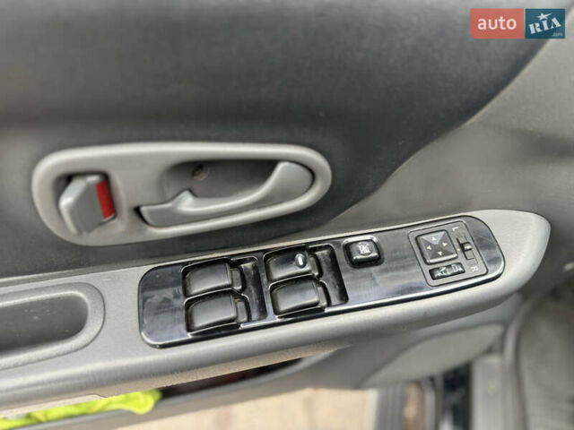 Черный Мицубиси Паджеро Спорт, объемом двигателя 3 л и пробегом 240 тыс. км за 8500 $, фото 12 на Automoto.ua