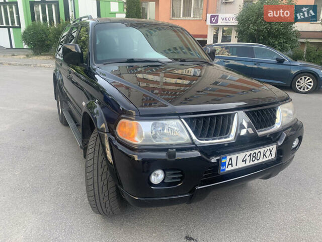 Чорний Міцубісі Паджеро Спорт, об'ємом двигуна 2.97 л та пробігом 334 тис. км за 7300 $, фото 14 на Automoto.ua