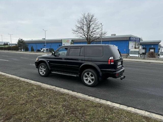 Чорний Міцубісі Паджеро Спорт, об'ємом двигуна 2.5 л та пробігом 248 тис. км за 4100 $, фото 2 на Automoto.ua