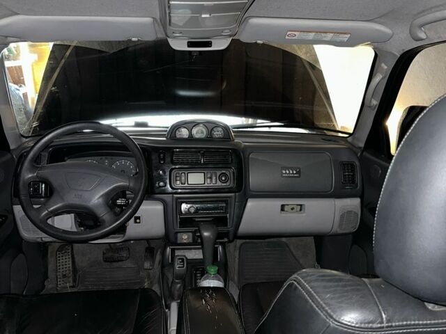 Черный Мицубиси Паджеро Спорт, объемом двигателя 3 л и пробегом 390 тыс. км за 3000 $, фото 8 на Automoto.ua