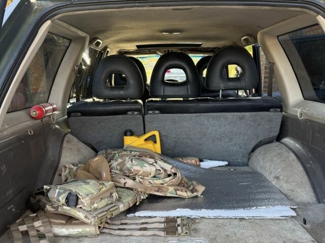 Чорний Міцубісі Паджеро Спорт, об'ємом двигуна 2.5 л та пробігом 3 тис. км за 7000 $, фото 4 на Automoto.ua