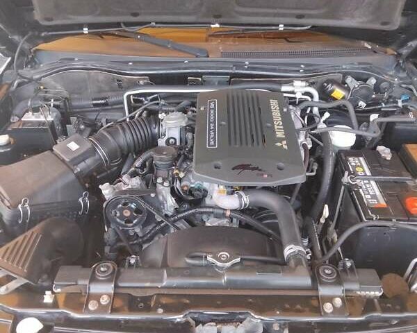 Мицубиси Паджеро Спорт 2007 в Харькове на Automoto.ua Черный Мицубиси Паджеро Спорт, объемом двигателя 3 л и пробегом 165 тыс. км за 15000 $, фото 9 на Automoto.ua