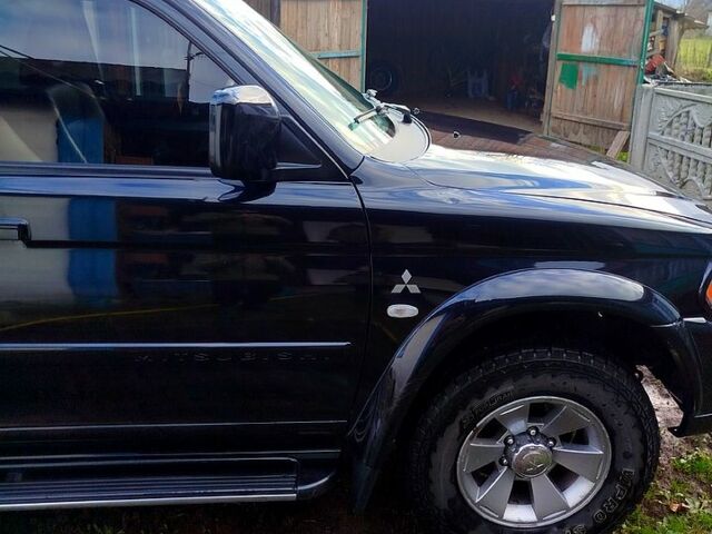 Мицубиси Паджеро Спорт 2008 в Овруче на Automoto.ua Черный Мицубиси Паджеро Спорт, объемом двигателя 3 л и пробегом 232 тыс. км за 8500 $, фото 8 на Automoto.ua