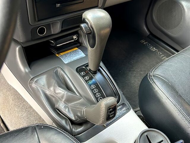 Черный Мицубиси Паджеро Спорт, объемом двигателя 3 л и пробегом 191 тыс. км за 7999 $, фото 4 на Automoto.ua