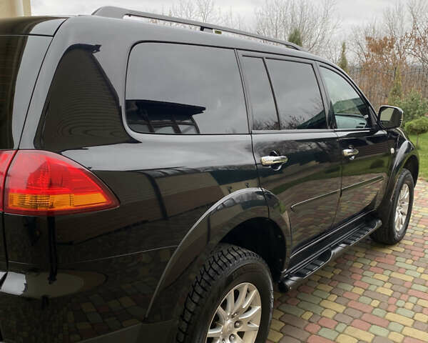 Черный Мицубиси Паджеро Спорт, объемом двигателя 2.5 л и пробегом 154 тыс. км за 13850 $, фото 26 на Automoto.ua