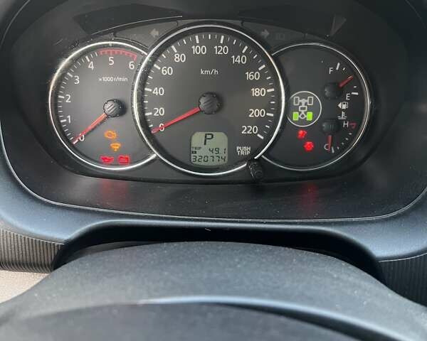 Черный Мицубиси Паджеро Спорт, объемом двигателя 2.5 л и пробегом 320 тыс. км за 12000 $, фото 1 на Automoto.ua