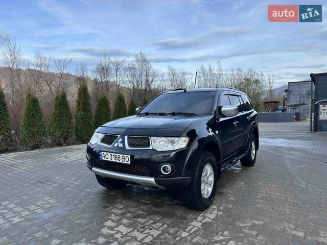 Чорний Міцубісі Паджеро Спорт, об'ємом двигуна 2.48 л та пробігом 245 тис. км за 12500 $, фото 1 на Automoto.ua
