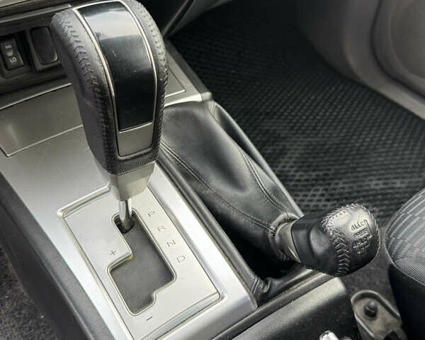 Черный Мицубиси Паджеро Спорт, объемом двигателя 2.5 л и пробегом 219 тыс. км за 12000 $, фото 8 на Automoto.ua