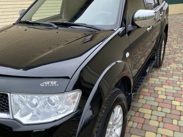 Черный Мицубиси Паджеро Спорт, объемом двигателя 2.5 л и пробегом 154 тыс. км за 13850 $, фото 8 на Automoto.ua