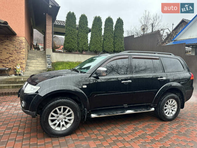 Чорний Міцубісі Паджеро Спорт, об'ємом двигуна 2.48 л та пробігом 200 тис. км за 13500 $, фото 4 на Automoto.ua