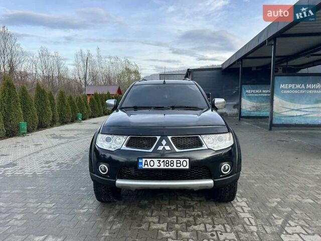 Чорний Міцубісі Паджеро Спорт, об'ємом двигуна 2.48 л та пробігом 245 тис. км за 12500 $, фото 5 на Automoto.ua