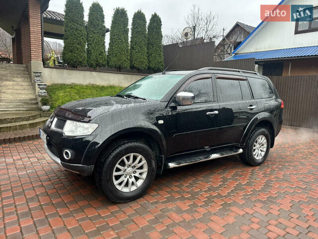 Чорний Міцубісі Паджеро Спорт, об'ємом двигуна 2.48 л та пробігом 200 тис. км за 13500 $, фото 1 на Automoto.ua