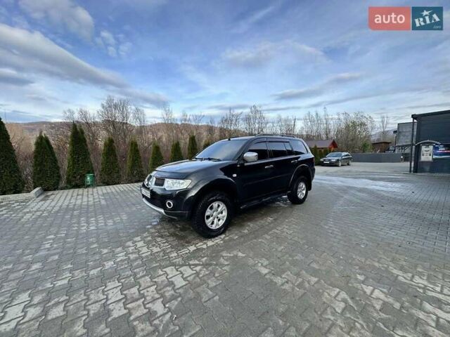 Чорний Міцубісі Паджеро Спорт, об'ємом двигуна 2.48 л та пробігом 245 тис. км за 12500 $, фото 2 на Automoto.ua