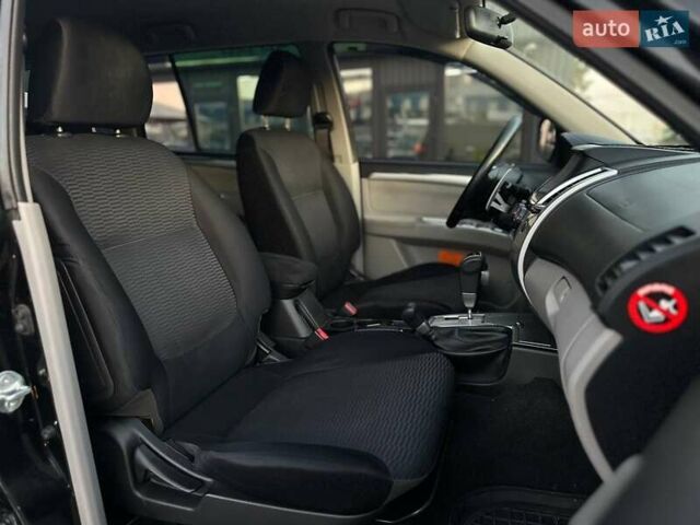 Черный Мицубиси Паджеро Спорт, объемом двигателя 2.48 л и пробегом 197 тыс. км за 12990 $, фото 13 на Automoto.ua