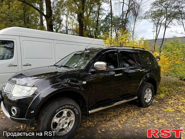 Міцубісі Паджеро Спорт 2011 у Києві на Automoto.ua Чорний Міцубісі Паджеро Спорт, об'ємом двигуна 2.5 л та пробігом 208 тис. км за 13000 $, фото 3 на Automoto.ua