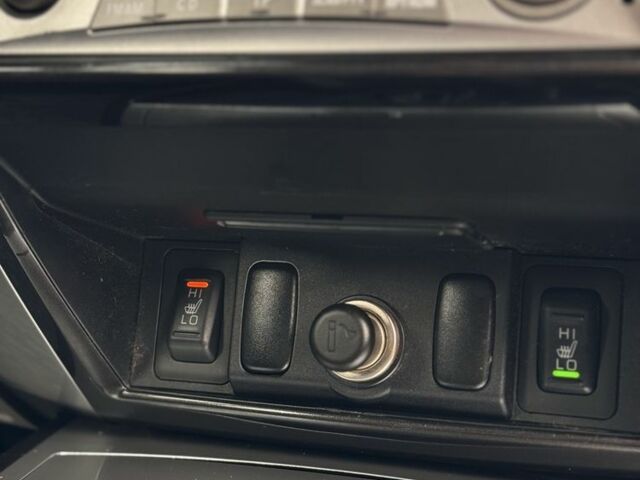 Черный Мицубиси Паджеро Спорт, объемом двигателя 2.5 л и пробегом 219 тыс. км за 12200 $, фото 21 на Automoto.ua