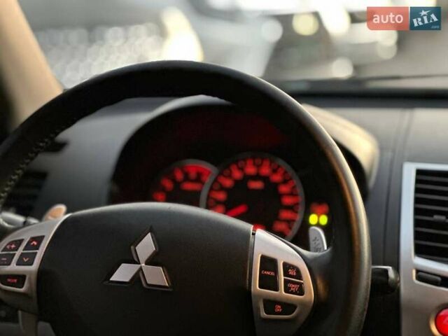 Черный Мицубиси Паджеро Спорт, объемом двигателя 2.48 л и пробегом 197 тыс. км за 12990 $, фото 19 на Automoto.ua